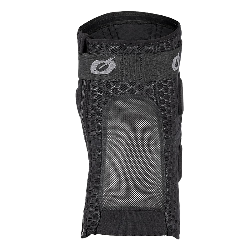 Load image into Gallery viewer, O&#39;Neal Redeema Knee Guard Black
