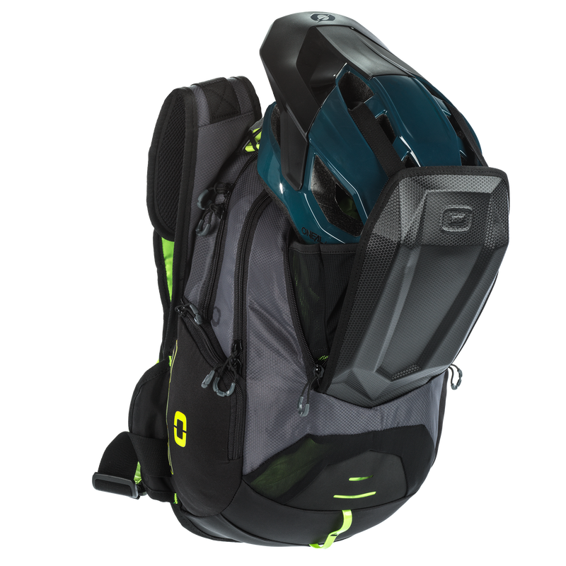 Load image into Gallery viewer, OGIO DAKAR 3L Hydration Pack
